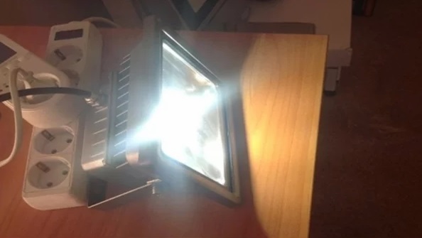Яркость ламп LED-прожектора