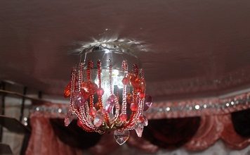 Люстра для кукольного домика своими руками